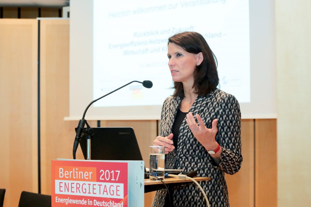 Rita Schwarzelühr-Sutter (Parlamentarische Staatssekretärin bei der Bundesministerin für Umwelt, Naturschutz, Bau und Reaktorsicherheit)