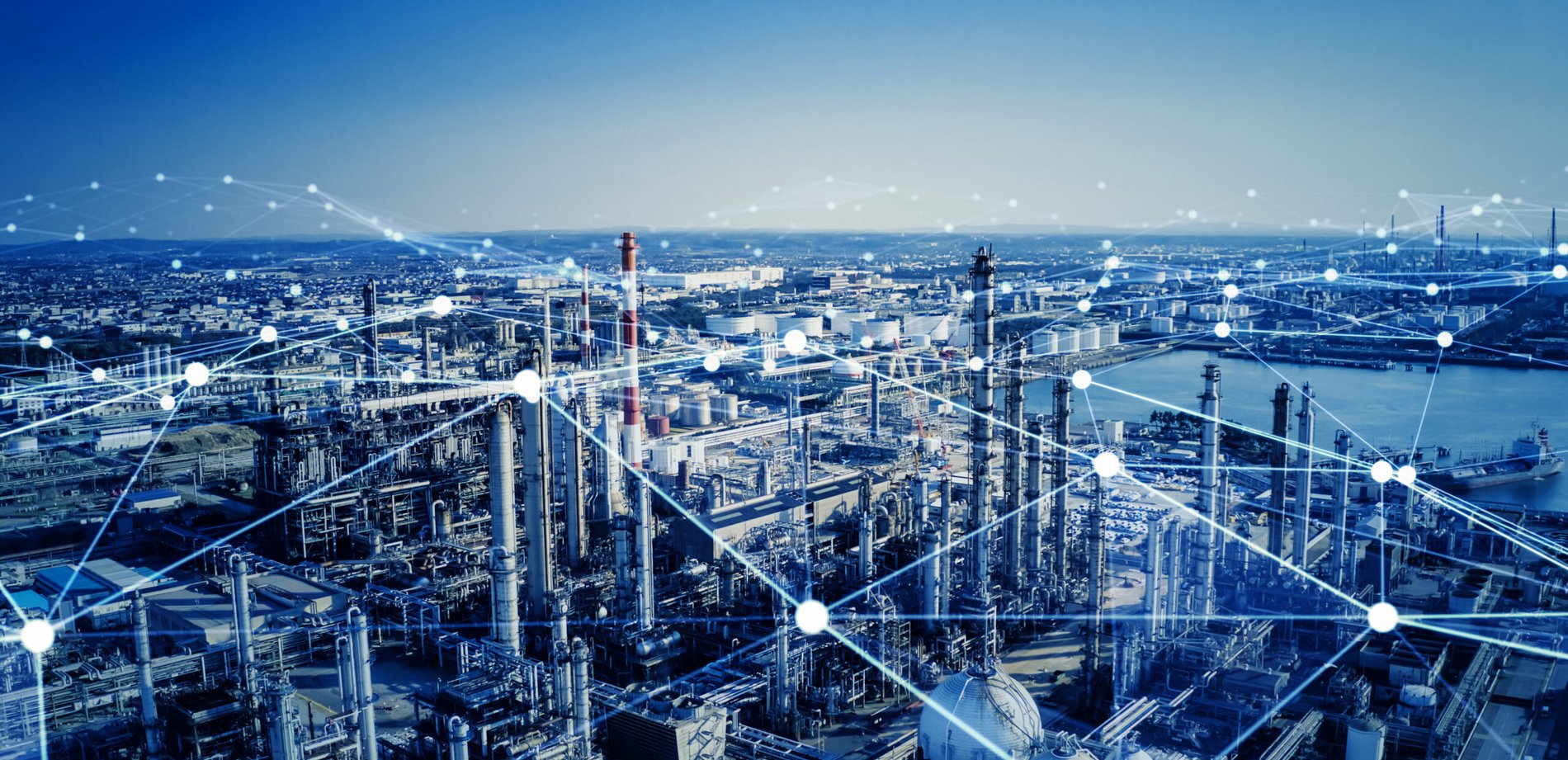 Industrielandschaft ist über digitales Netzwerk verbunden