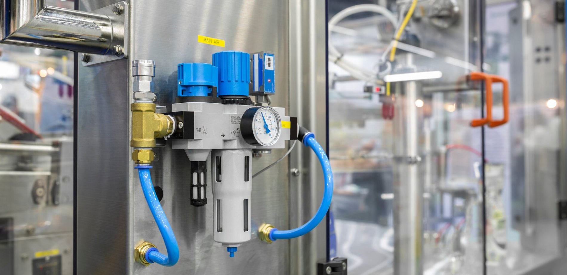 Komprimierter Luftfilterregler-Öler in industrieller Umgebung