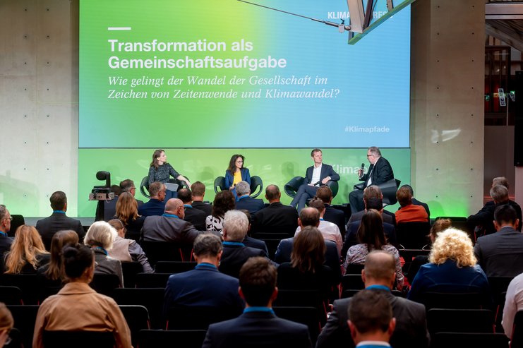 Panel Transformation: Wie gelingt der Wandel der Gesellschaft im Zeichen von Zeitenwende und Klimawandel? © Christian Kruppa