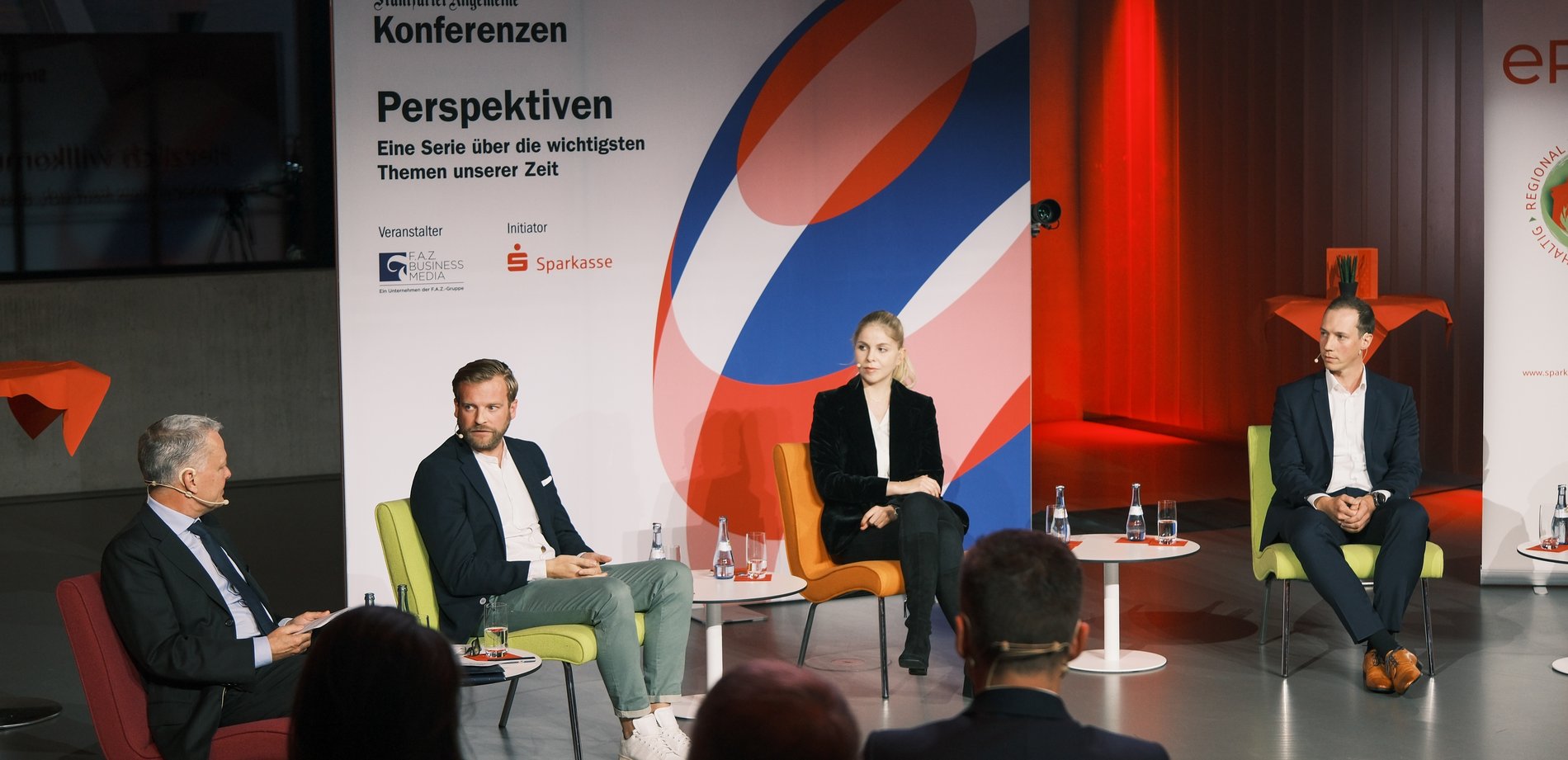 Panelteilnehmende zu den Perspektiven der grünen Energiewende im Mittelstand am 23. Oktober, veranstaltet von der Frankfurter Allgemeine Zeitung, gemeinsam mit der Sparkasse Nürnberg. 