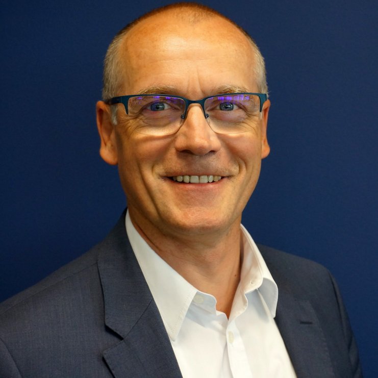 Olaf Schulze, Metro AG